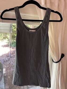 ROWAN Delphine Scoop Neck Tank